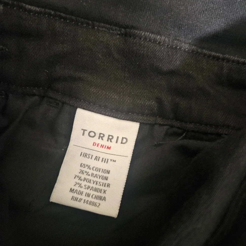 Torrid Denim First At Fit Black Distressed Overalls Plus Size 18 Ripped Edgy